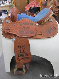 Cowboy Classic 14 1/2" WIDE 8" Gullet Barrel Saddle Lightly Used