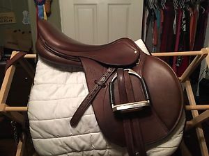 Pessoa 17.5 Inch Gen X Natural Saddle With Forward Flap And Xch Gullet System