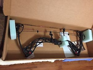 BOWTECH CARBON OVERDRIVE 60-70# BLACK  LH NIB