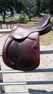M. Toulouse Premia Saddle 16.5 Med Close Contact excellent condition