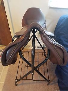 17" prestige redfox (jumping) saddle with a wide tree.