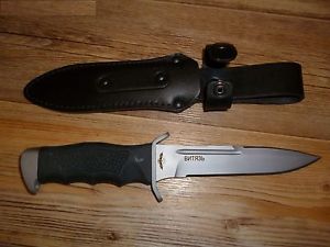 Das Messer Vitjaz . Melita K