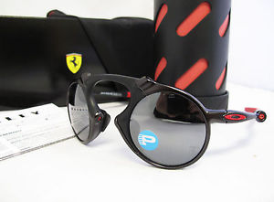 NEW Oakley Madman Scuderia Ferrari Dark Carbon Black Iridium Polarized OO6019-06