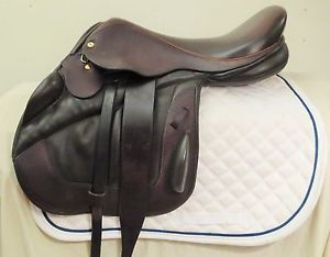 18" Black Country Vinici Tex Eventer Monoflap Cross Country Saddle - Wide Tree