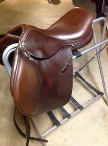 Rodrigo Pessoa Gen X Saddle 16.5 M