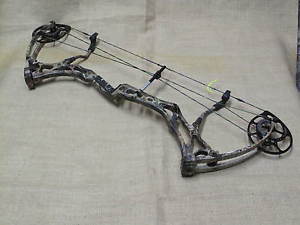 BEAR ARCHERY METHOD COMPOUND BOW RH 60LB/26.5-31