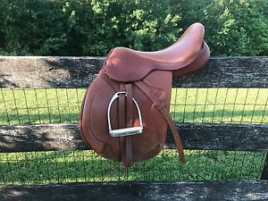 Used M. Toulouse Sellier Premia Close Contact Jumping Saddle 16.5 Medium Tree