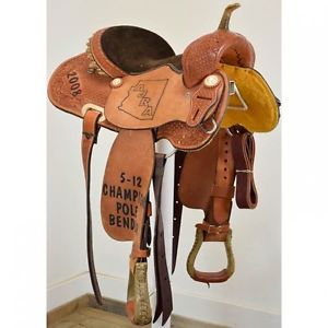 Used 13.5" DHS Saddles Trophy Barrel Racing Saddle Code: U135DHSAJRA08PB
