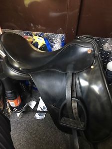 Albion SLK 17.5" dressage saddle MW used