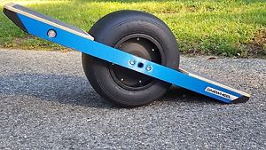 ONEWHEEL Electric Skateboard with Ultra Charger