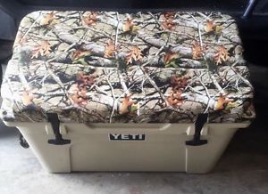 **RARE** Camo Yeti Cooler 20qt *NEW*