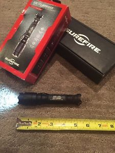 surefire flashlight E2D LED Defender E2DL-BK