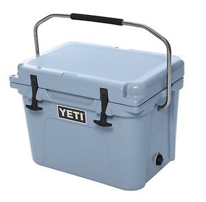 Yeti Roadie 20qt Hard-Side Cooler - FREE SHIPPING .BLUE *NEW*