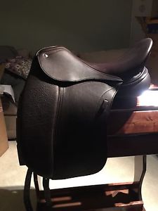 Infinity II Dressage Saddle 17.0 Inch Seat