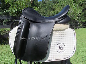 17.5/18" COUNTY PERFECTION Black dressage saddle, wool flocked, wide tree