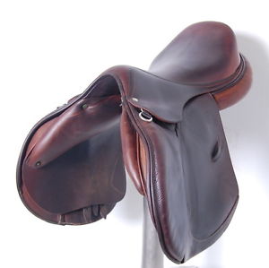 18" DEVOUCOUX OLDARA SADDLE (SO21126) GOOD CONDITION!!  -DWC