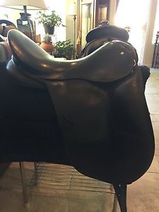 Schleese 18" Jane Savoie Dressage Saddle