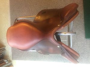 Pessoa A/O  Saddle 16" seat  15" flap XCH System