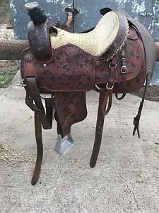 14.5 inch master roping saddle