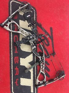 Hoyt CHARGER, 50-60 Lbs. DW 28" to 30" Left Hand CH3 Cam