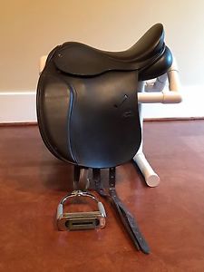 Parelli Fluidity Saddle, Accessories; Parelli Educational Books and DVDs