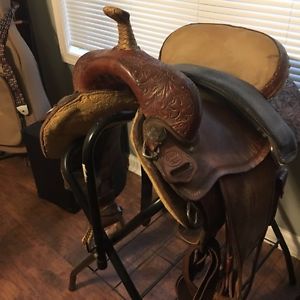 Sharon Camarillo Courts Barrel Saddle 14.5" Seat, 8.5" Tree $900.00