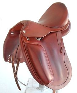 16.5" CWD SE05 DRESSAGE SADDLE (SE05047085) DEMO CONDITION!! - DWC