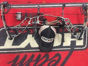 Hoyt NITRUM 30, 60-70 Lbs. DW 28" to 30" Right Hand #2 Z5 Cam