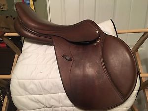 Pessoa 17.5 Inch Gen X Natural Saddle With Forward Flap And Xch Gullet System