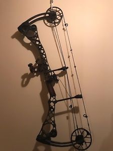 Mathews No Cam compound bow