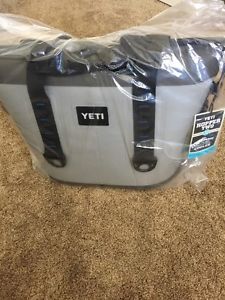 Yeti Hopper Two 20 -New