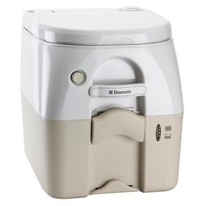 Dometic Tan W / Portable Toilettes 5,0 Gallons De Supports - Full Size Seat