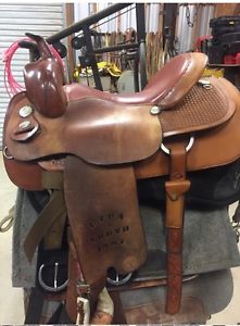 15" Circle Y~All Around Trophy Saddle~Team Penning~Barely Used