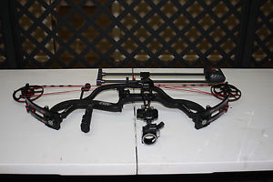 2016 PSE Carbon Air 70# Black Right Hand
