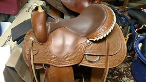 Memphis Western Treeless Saddle 16-Reining Reiner Look
