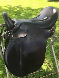 CTK 17 inch endurance saddle  with gaited tree
