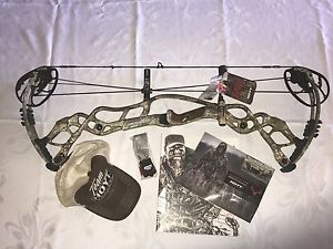 2017 Hoyt Carbon Defiant Turbo