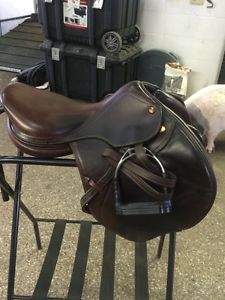 Prestige Paris Jumper Saddle