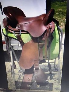 Gaited Western saddle 16 Inch Sycamore creek Brand