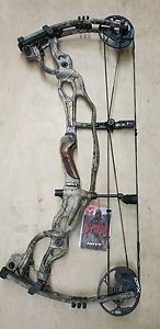 NEW Hoyt Carbon Spyder FX Right Handed 50-60lbs 25-27" Draw