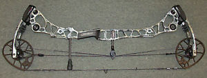 Mathews Halon 32 6 Compound Bow R/H 60-70 Lbs