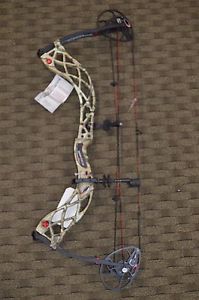 BowTech Carbon OverDrive 60-70lbs camo Right Hand 25-30.5