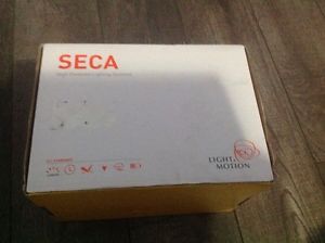 Light-Motion-Seca-1800-Light-Front-1800-Lumens-Up-To 16 hours life