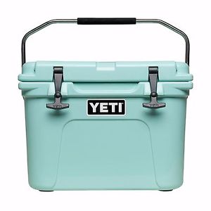 YETI ROADIE 20 QT COOLER LIMITED EDITION SEAFOAM GREEN BRAND NEW IN BOX