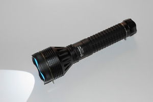 Olight - SR95S UT Intimidator - 1250 Lumen - 1000 Meter - LED Taschenlampe