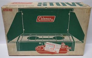 SEALED NEW IN BOX Vtg 1973 Coleman Camping Two Burner Green Camp Stove 425E499