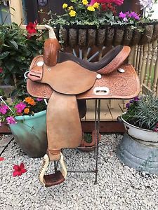 15" Circle Y- The Proven Barrel Saddle- Gently Used- Sharp
