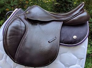 2013 County Sensation 17" *Full Bull Leather*Designed for High Withers*