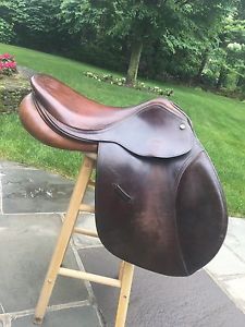 used Pessoa Gen X 16 1/2 inche Saddle
