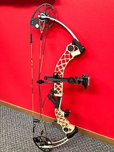 Matthews Chill R 70 lbs 28.5 - GREAT PACKAGE